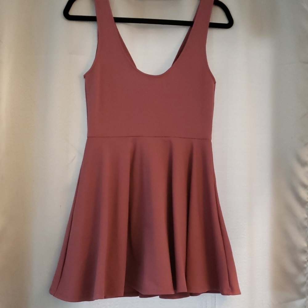 Dress - Picture 3 of 3